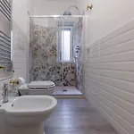 アパート Vatican Shabby Double Bedrooms ローマ