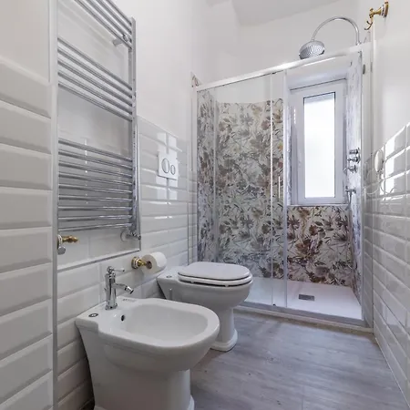 Vatican Shabby Double Bedrooms * Roma