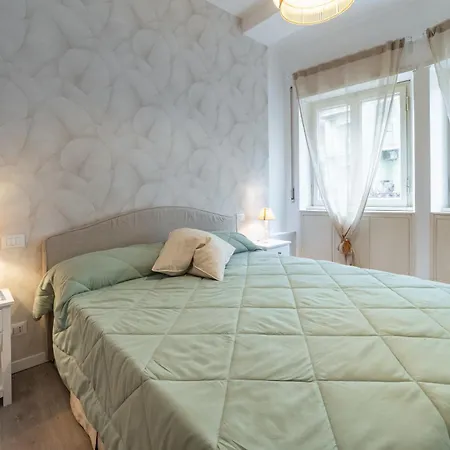 Lejlighed Vatican Shabby Double Bedrooms