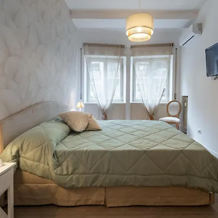 Vatican Shabby Double Bedrooms Roma