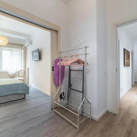 Vatican Shabby Double Bedrooms * Rom